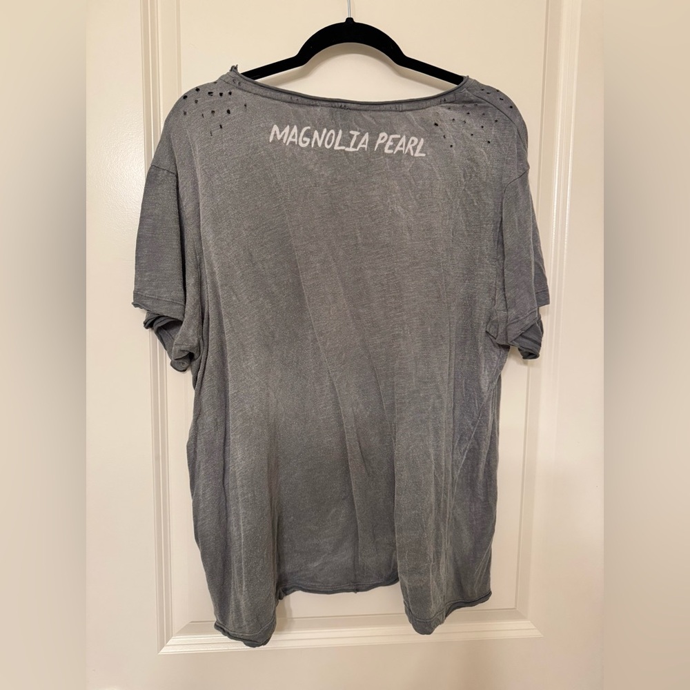 Vacation Mode Starts Friday Magnolia Pearl T-Shirt Candelier Rare One Size - Picture 3 of 3